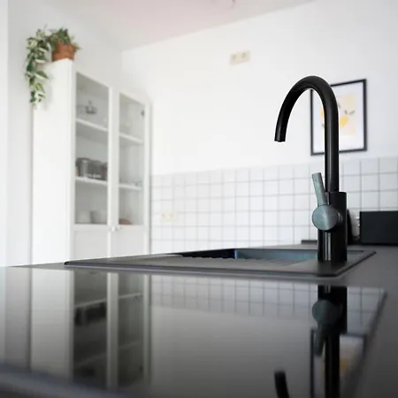 Ruhig Und Zentral Mit Balkon Apartment *