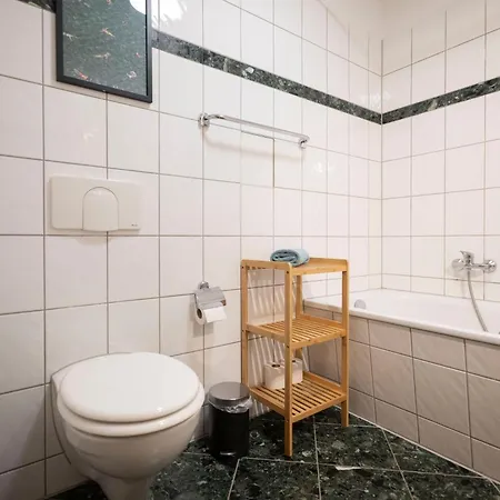 Apartment Ruhig Und Zentral Mit Balkon *