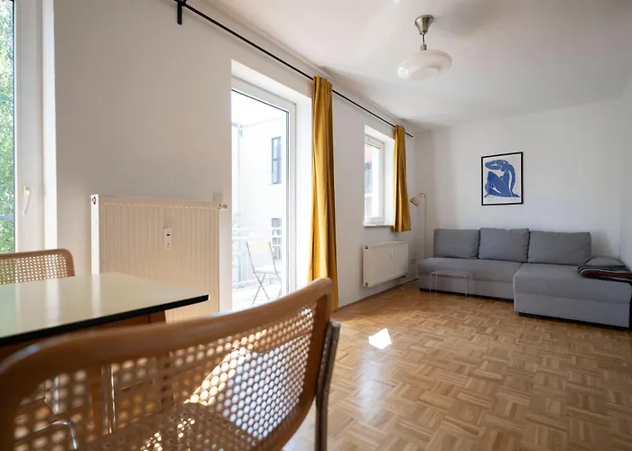 Ruhig Und Zentral Mit Balkon *