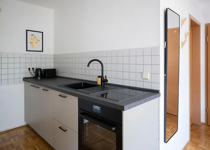Ruhig Und Zentral Mit Balkon * Chemnitz